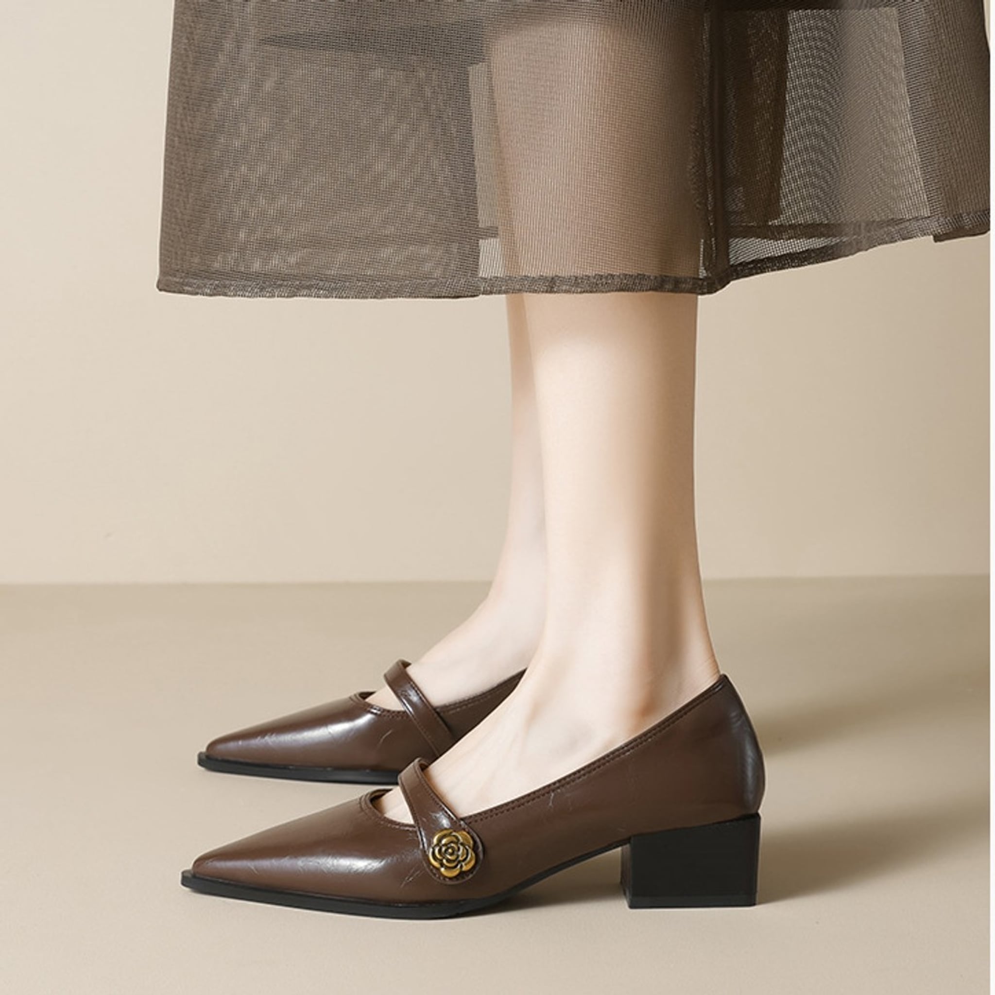 Élise French Retro Camellia Pump Heel