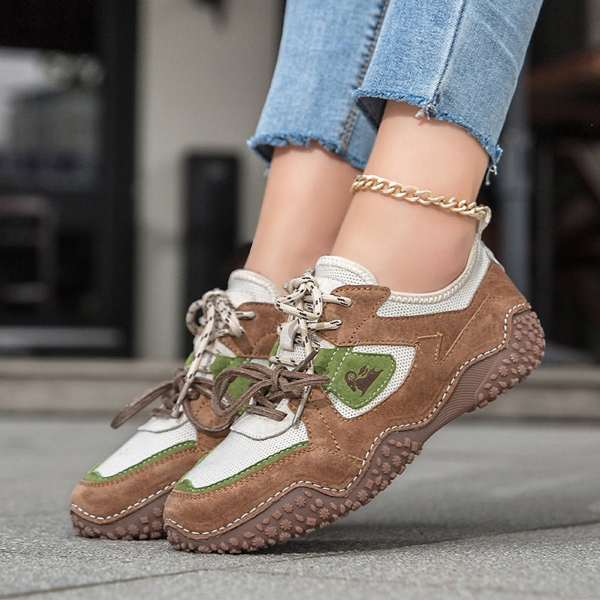 Élise Vintage Suede Walking Sneakers