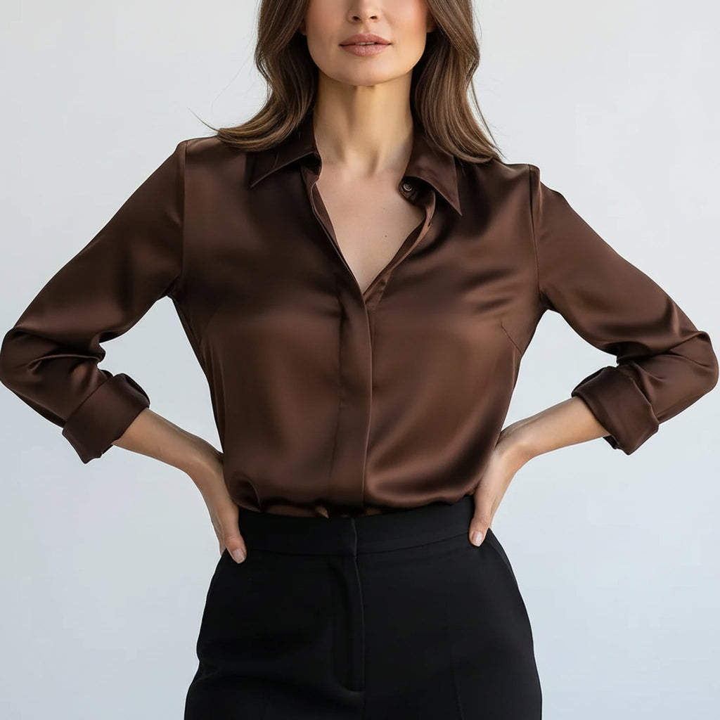 Léa Soft Shine Business Casual Long Sleeve Button-Up