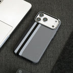 Hendrix Classic Carbon Grip iPhone 18 Pro/ProMax Case