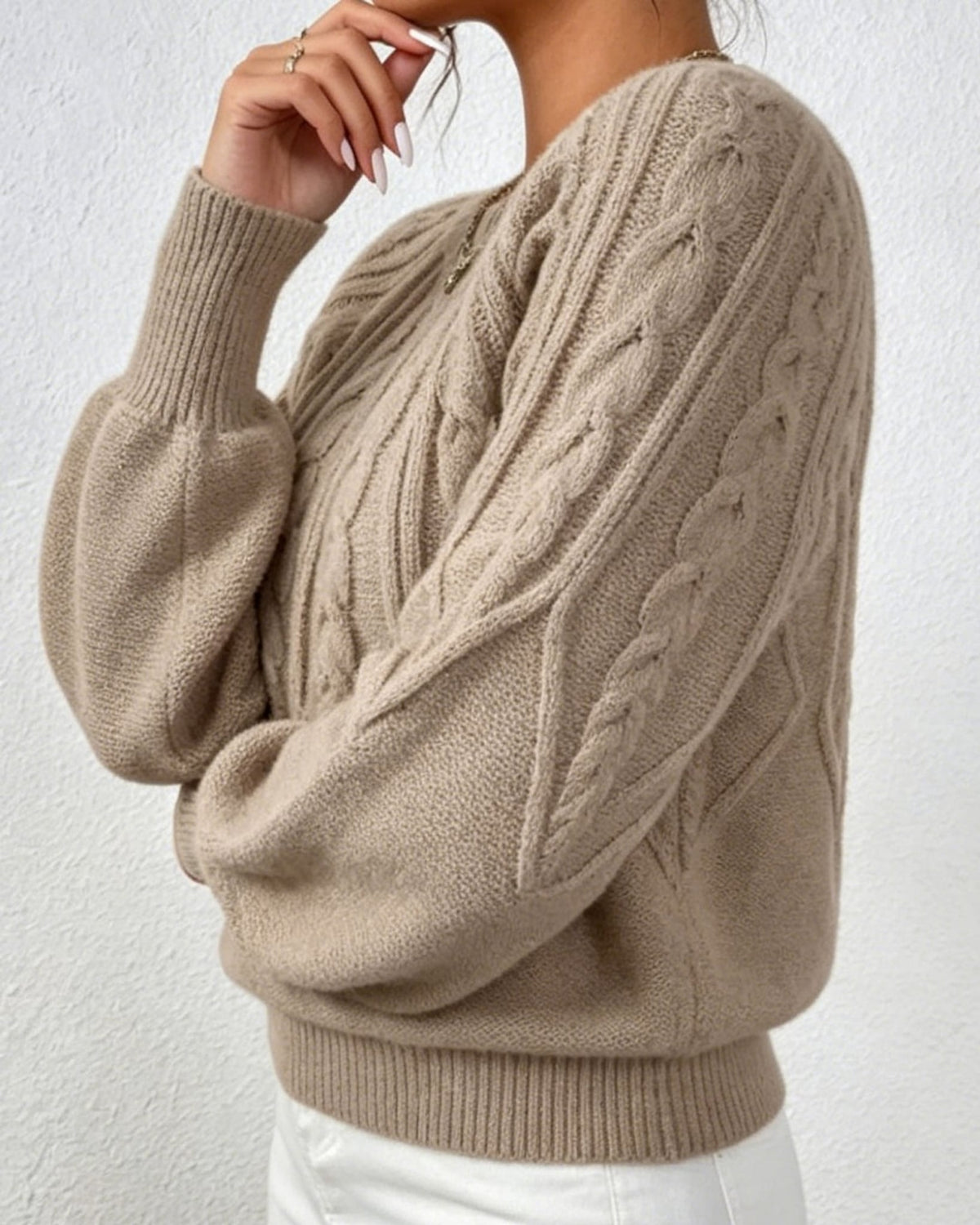 Avéra Luxe Knit Crewneck Top