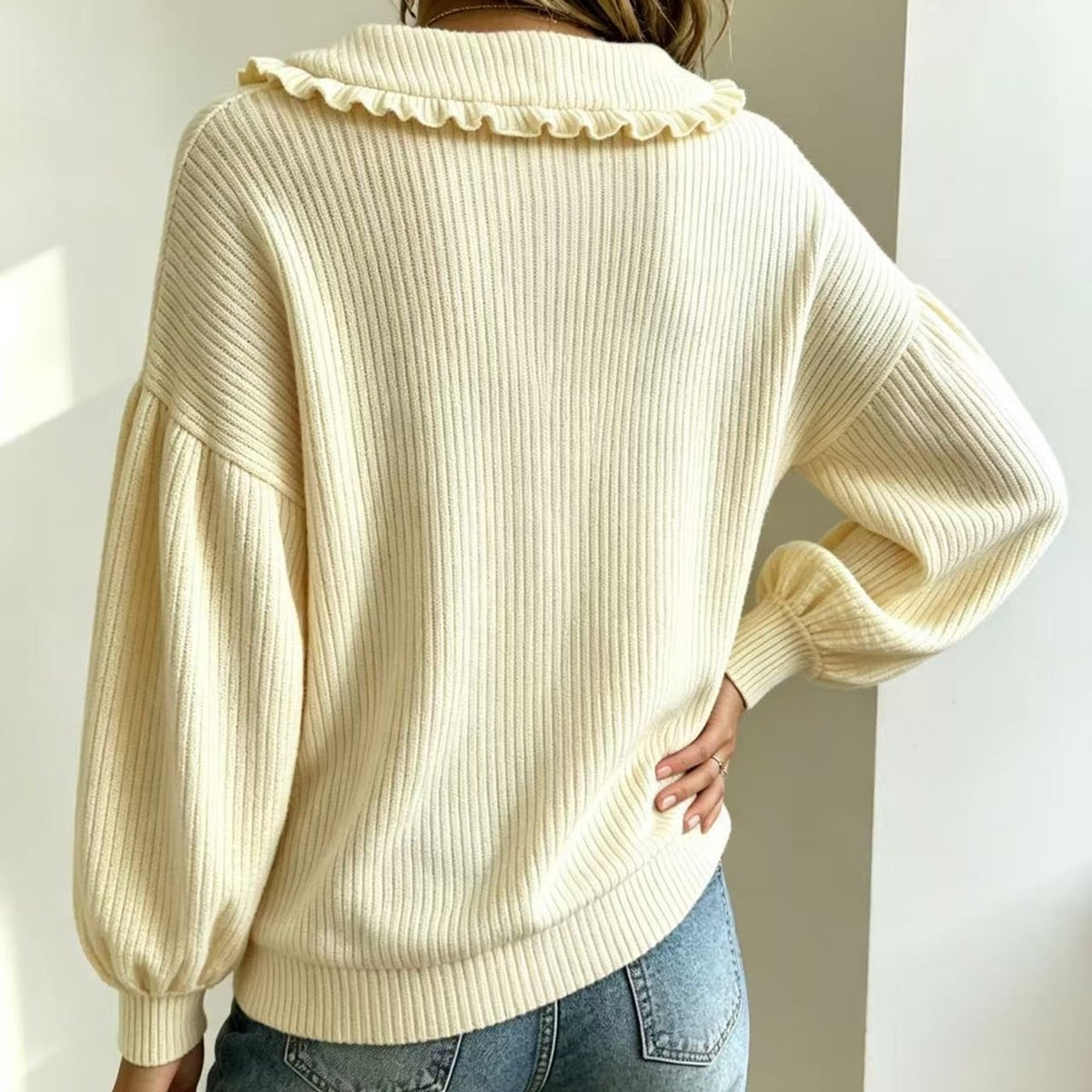 Léa Ruffled Lapel Ribbed Knit Blouse