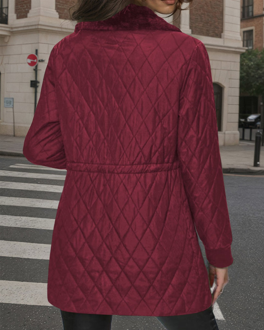 Léa Diamond Quilted Cinched Winter Jacket with Plush Collar