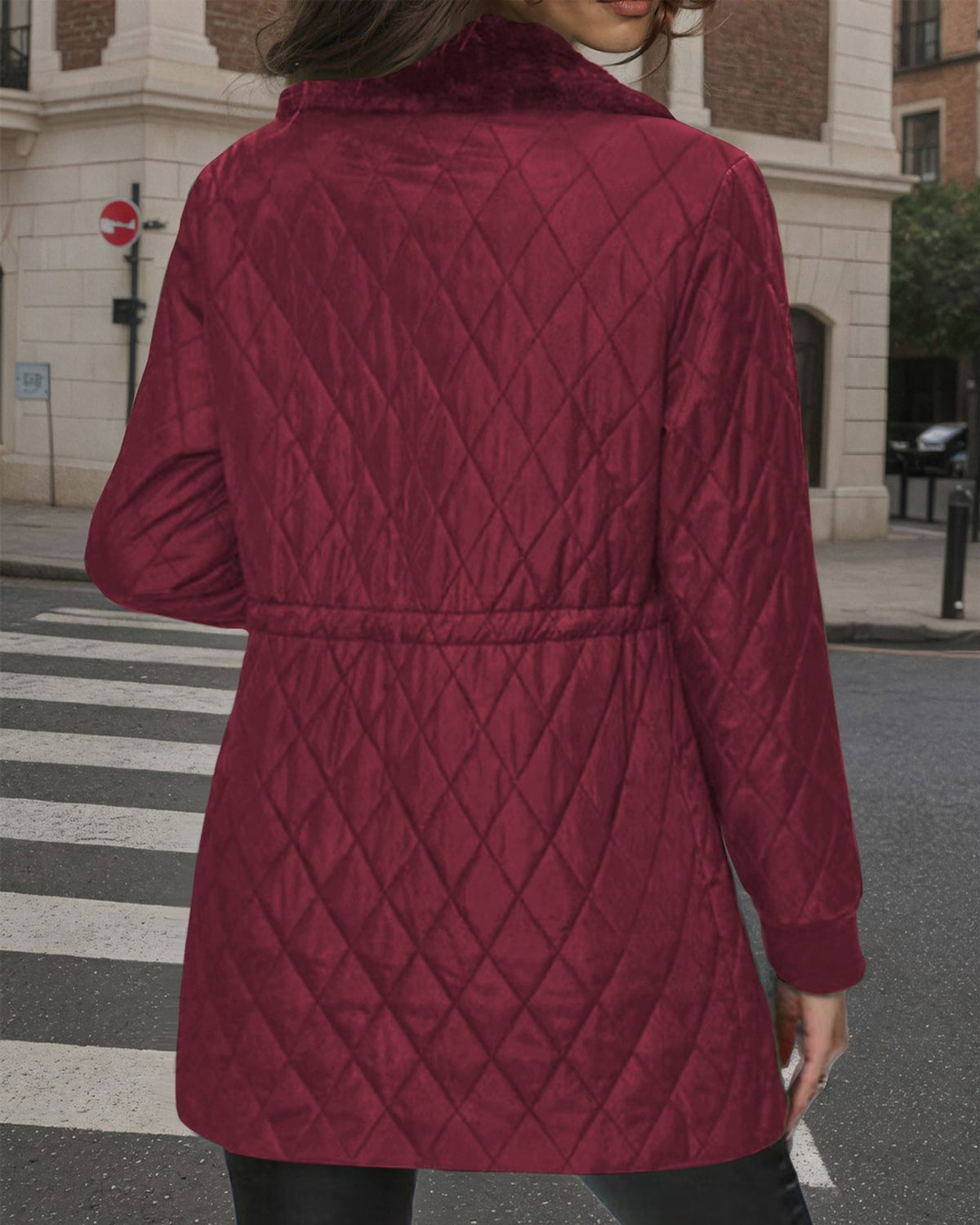 Léa Diamond Quilted Cinched Winter Jacket with Plush Collar