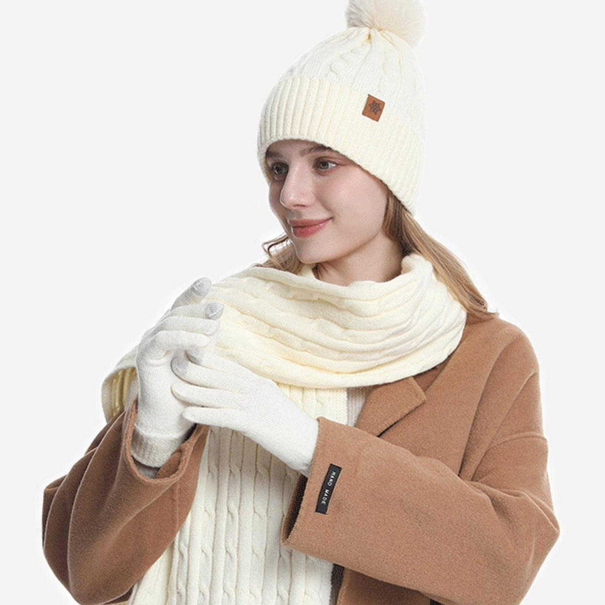 Léa Cable Knit Pom Beanie Scarf Set