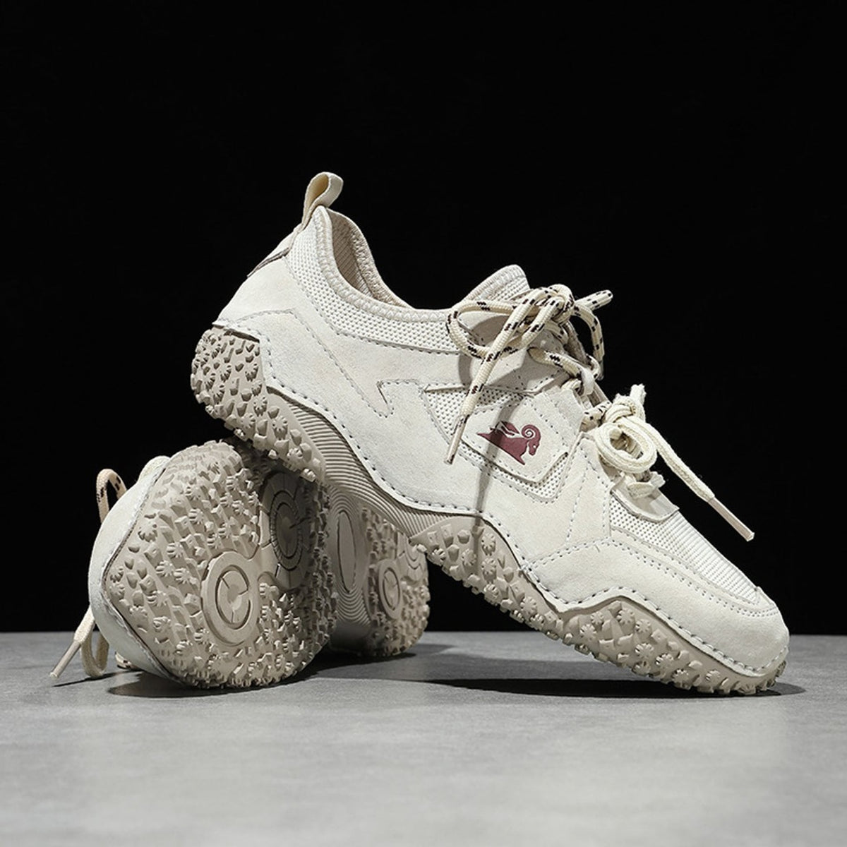 Élise Vintage Suede Walking Sneakers