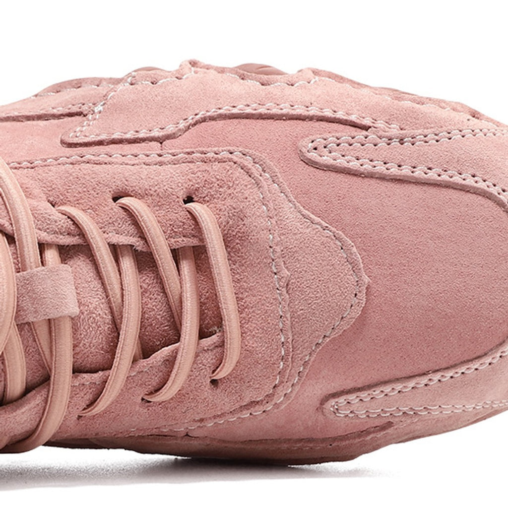Élise Vintage Soft Suede Sneaker