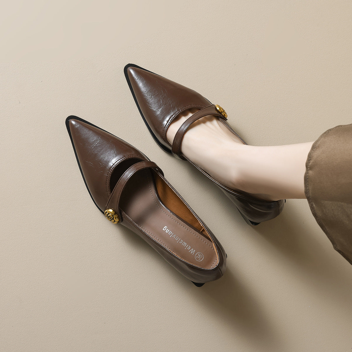 Élise French Retro Camellia Pump Heel