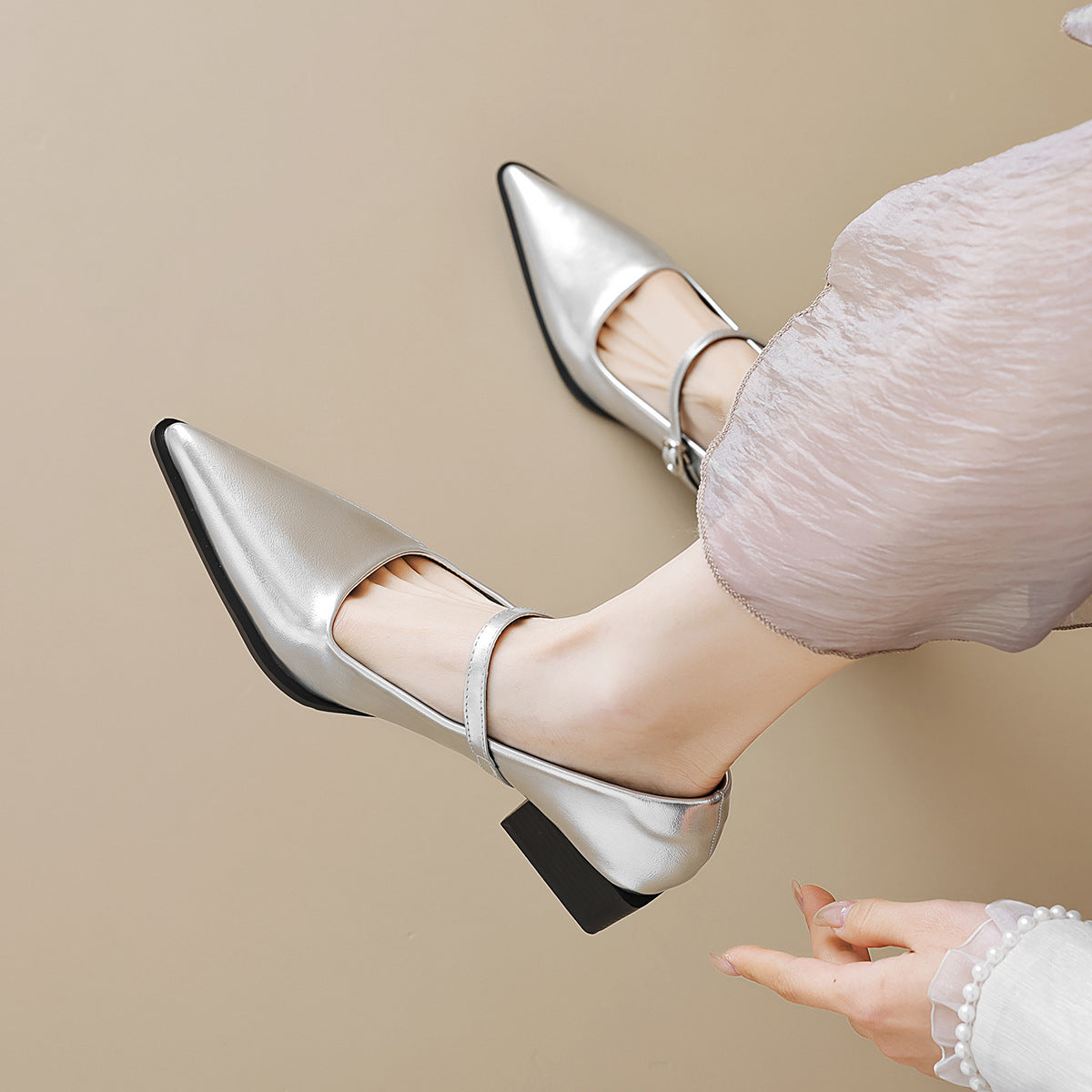 Élise French Pointed Toe Mary Jane Heels