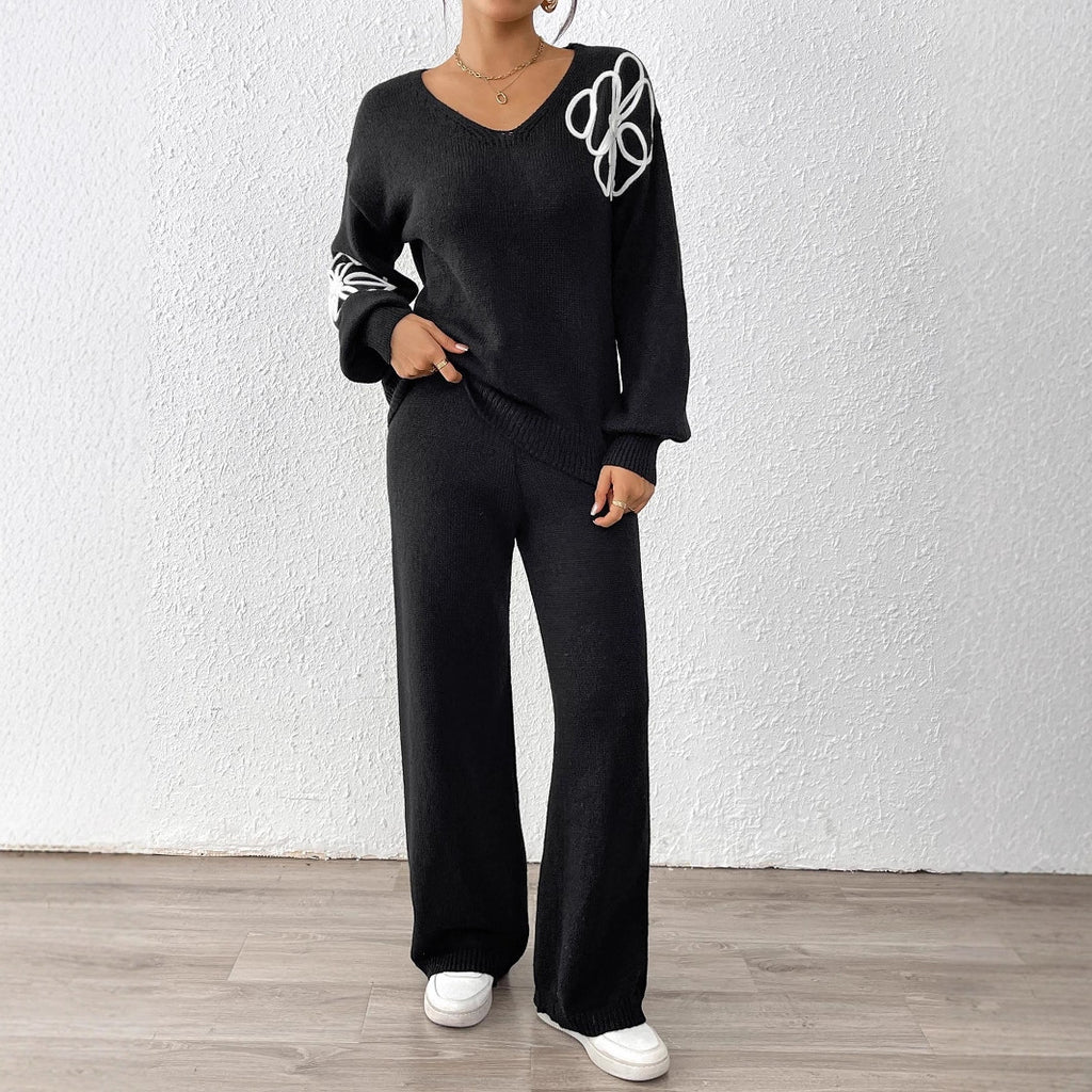 Léa Embroidered Floral Knit Sweater & Pant Set