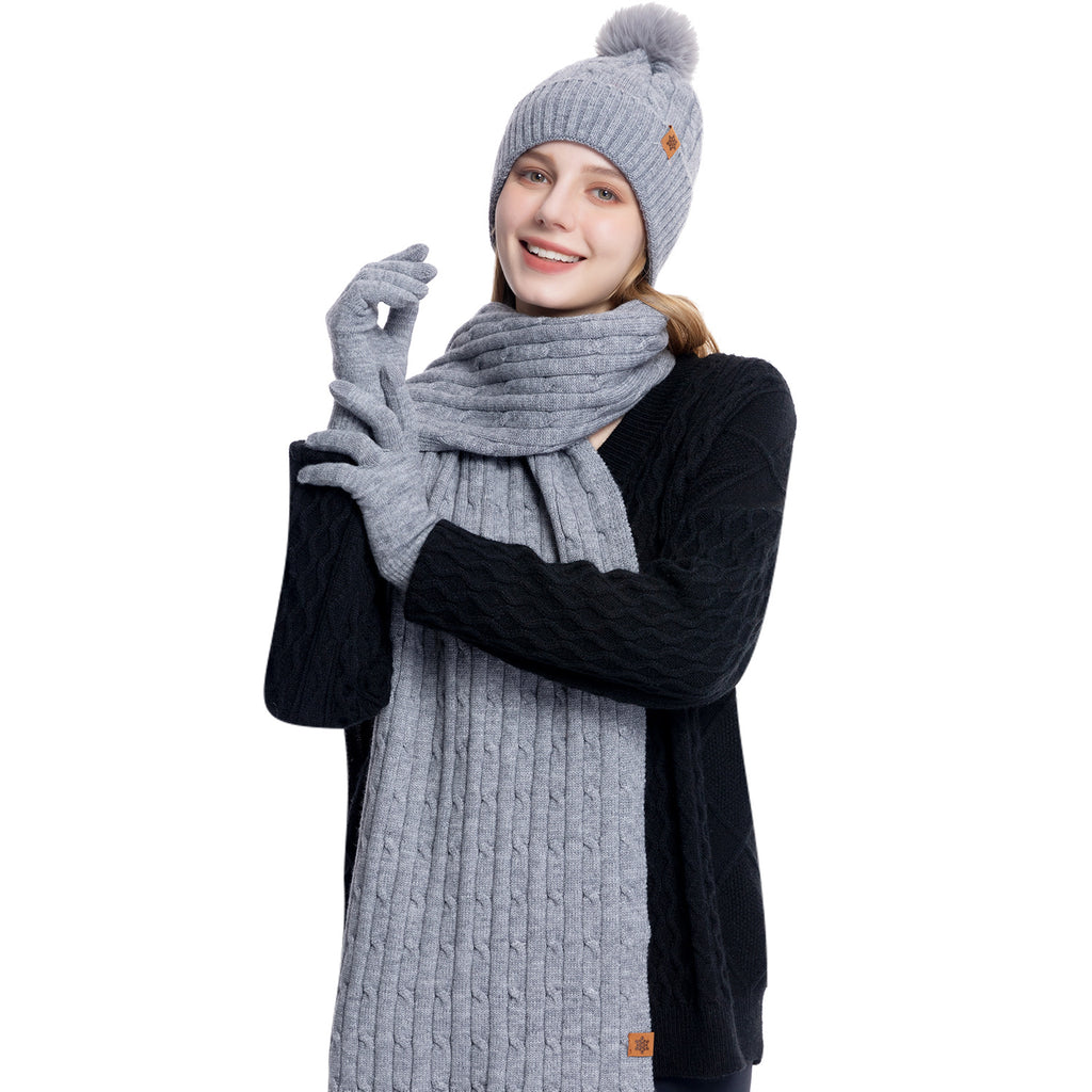 Léa Cable Knit Pom Beanie Scarf Set
