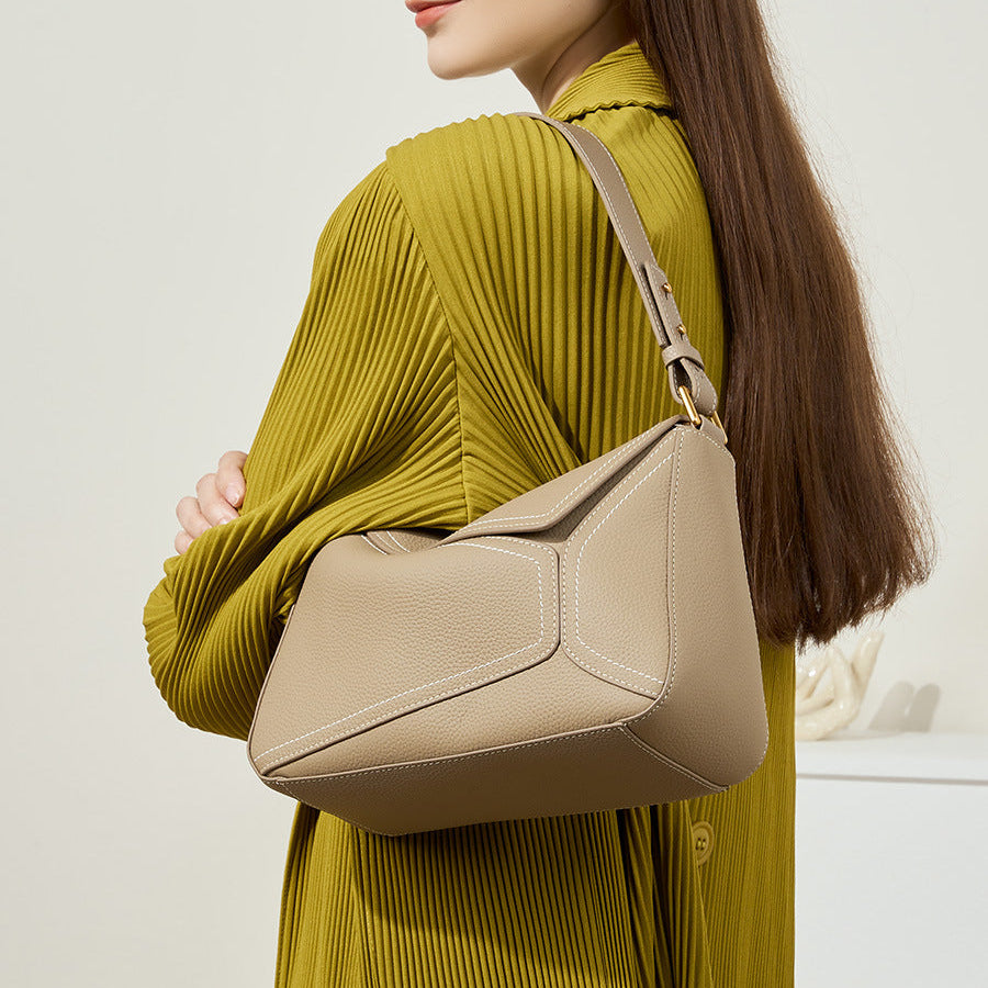 Élise Pillow Leather Underarm Handbag