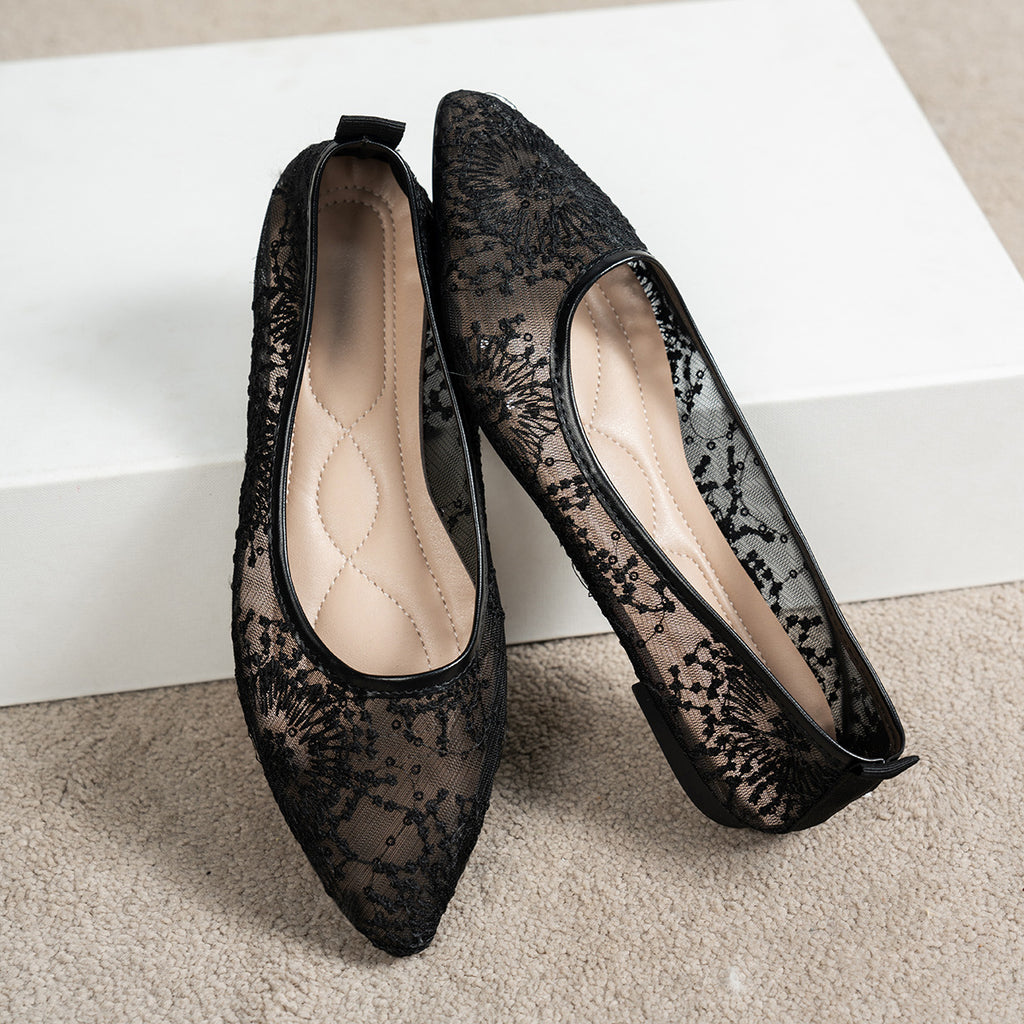 Élise Mary Jane Lace Ballet Flats