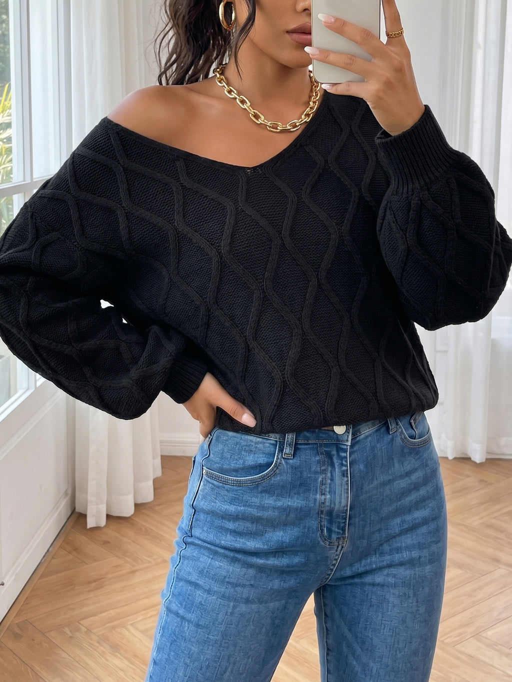 Léa V-Neck Twisted Knit Pullover Sweater