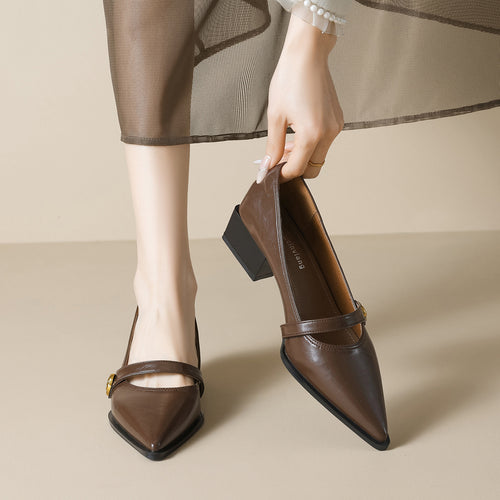 Élise French Retro Camellia Pump Heel