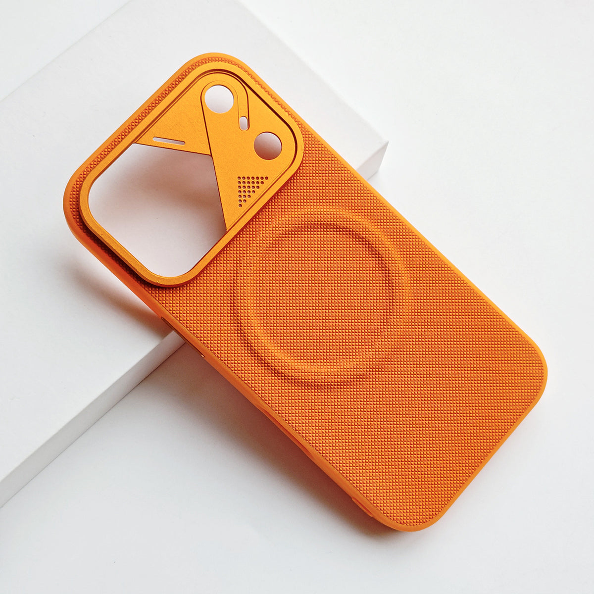 Hendrix Nano Futura iPhone 18 Pro/ProMax Case