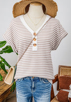 Léa Knitted V-Neck Short Sleeve Top