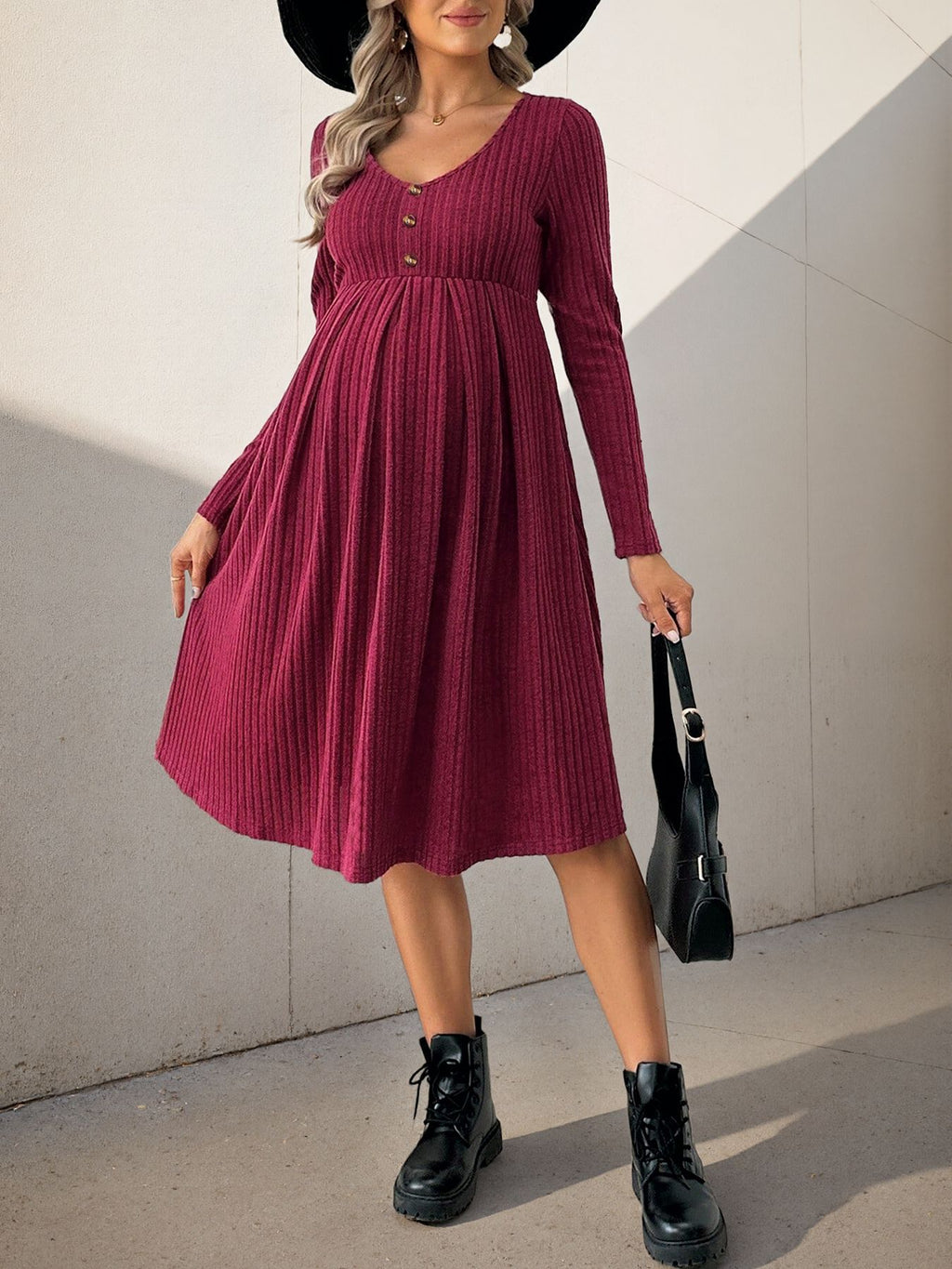 Léa Elegant Maternity V-Neck Soft Knit Dress