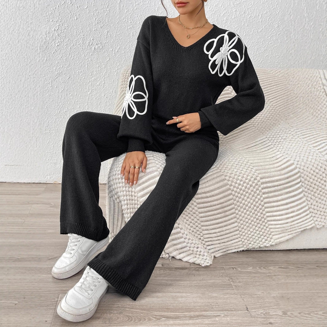 Léa Embroidered Floral Knit Sweater & Pant Set