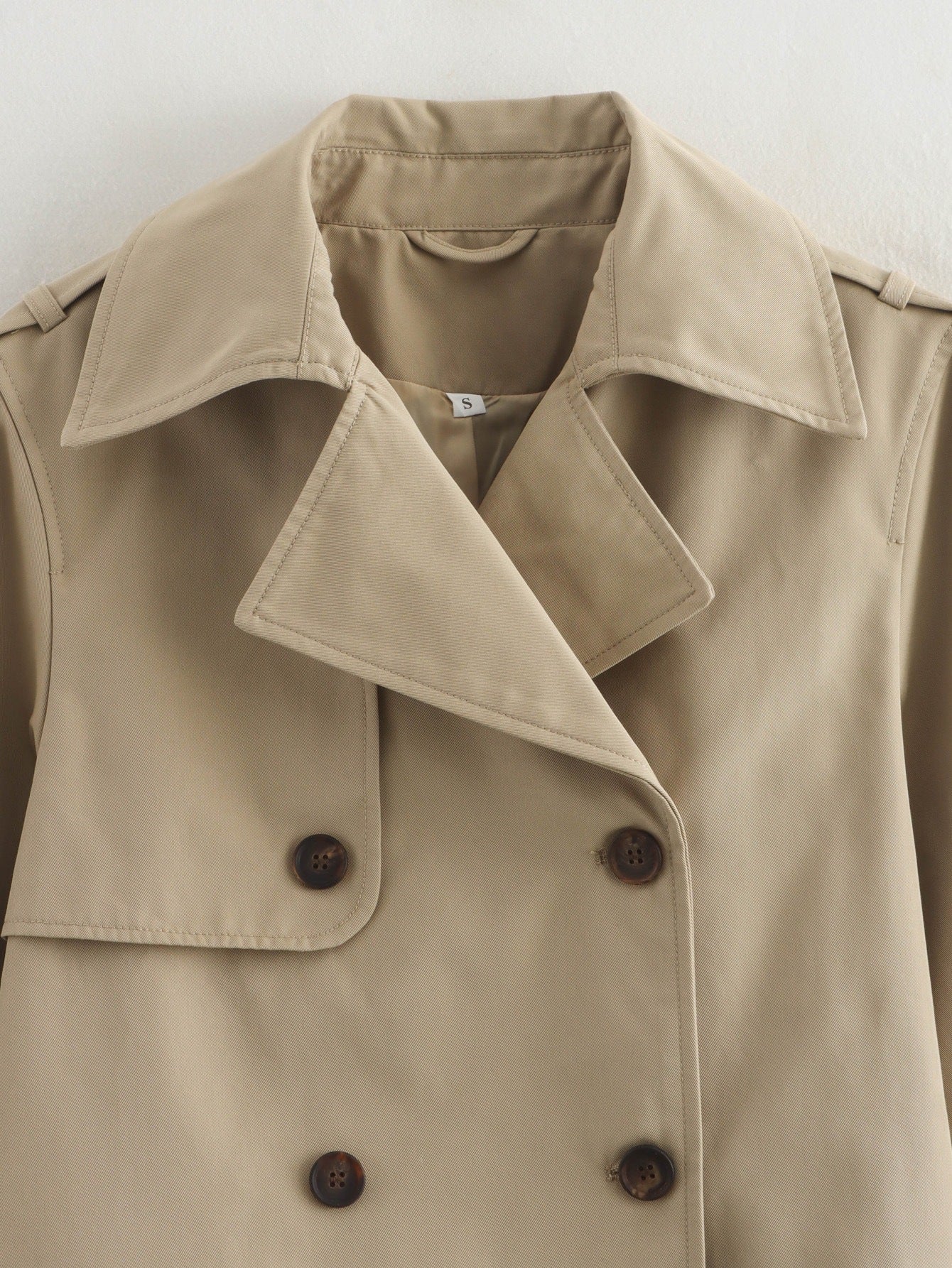 Léa Lightweight Crop Trench Coat