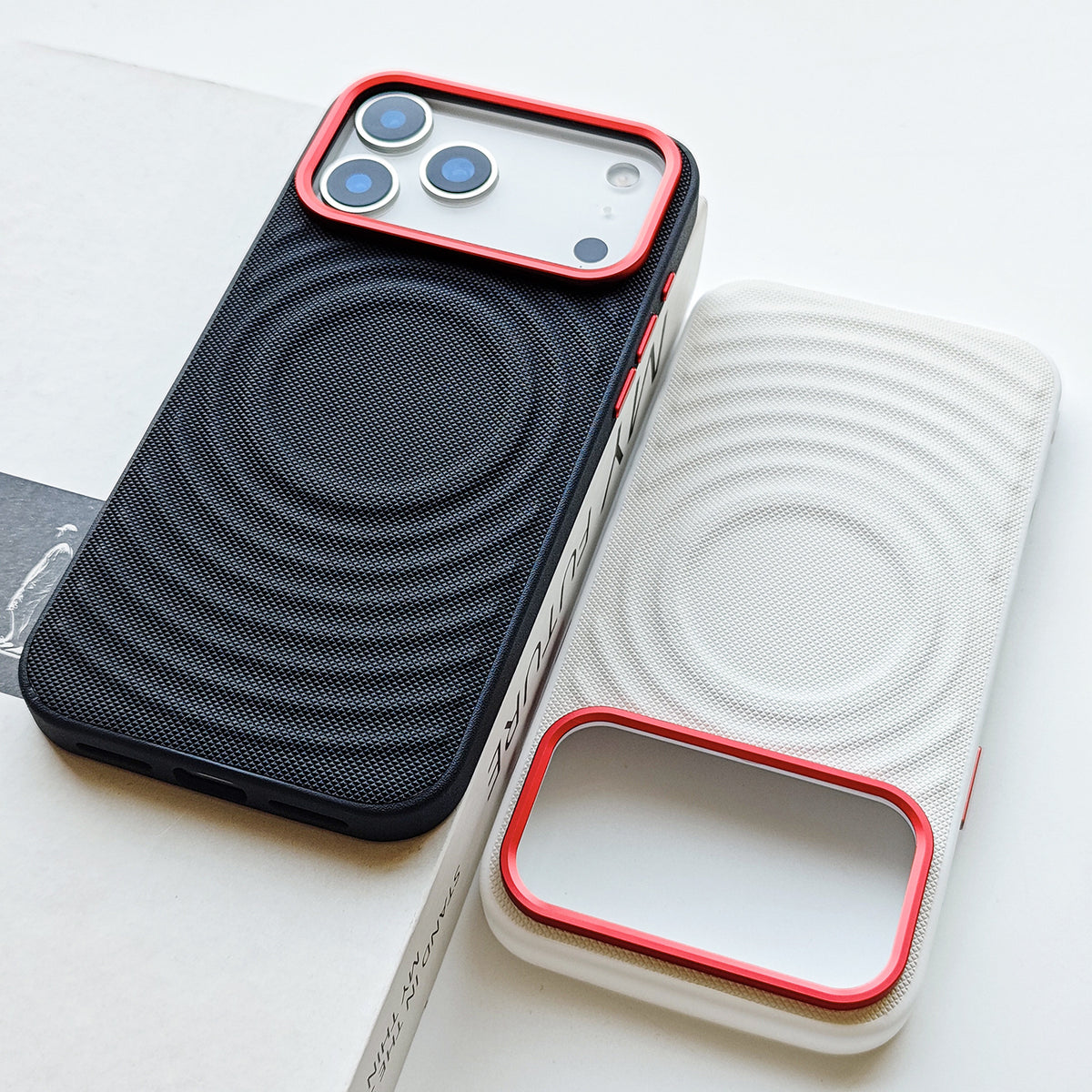 Clifford Pulsing Futura iPhone 18 Pro/ProMax Case
