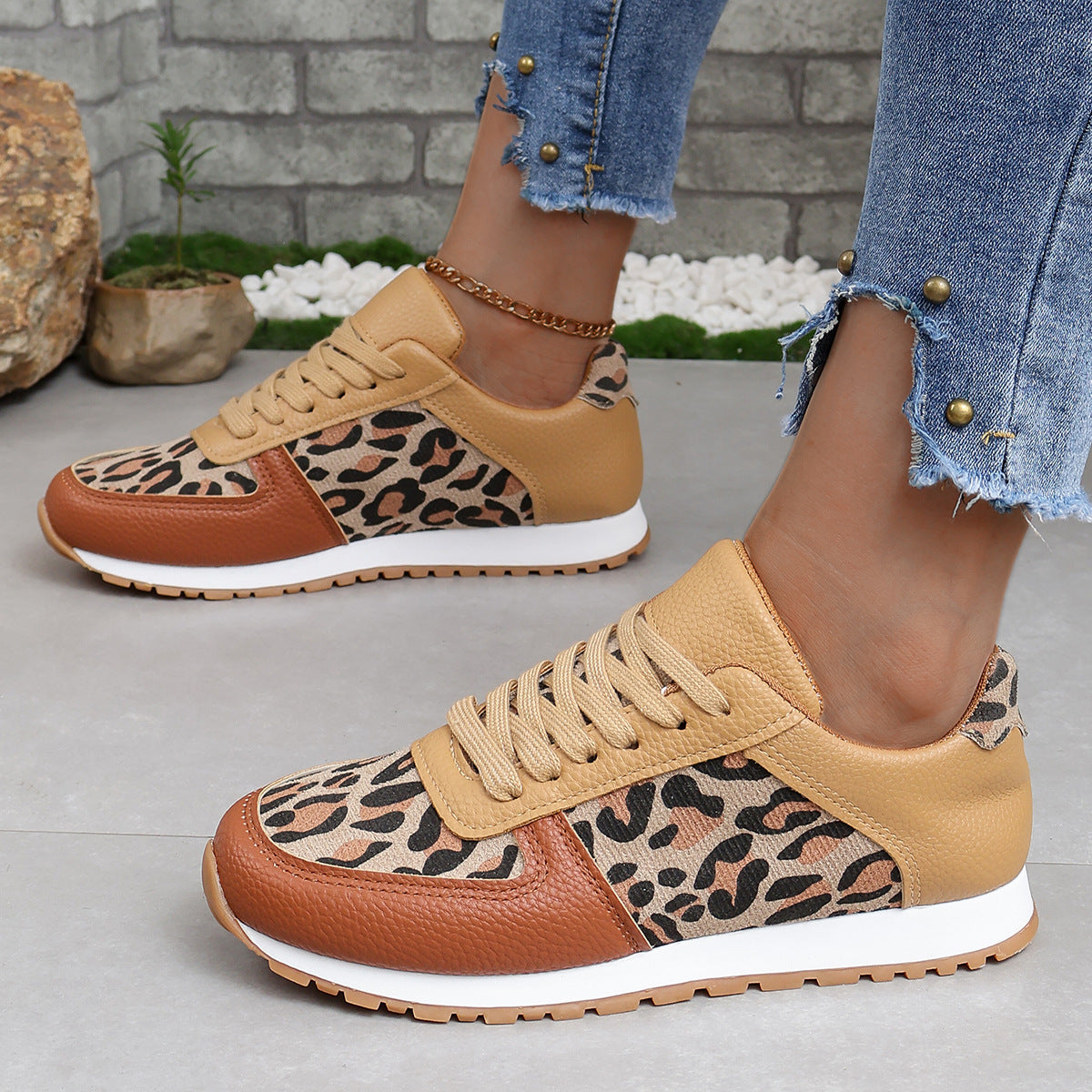 Élise Leopard Print Casual Sneakers