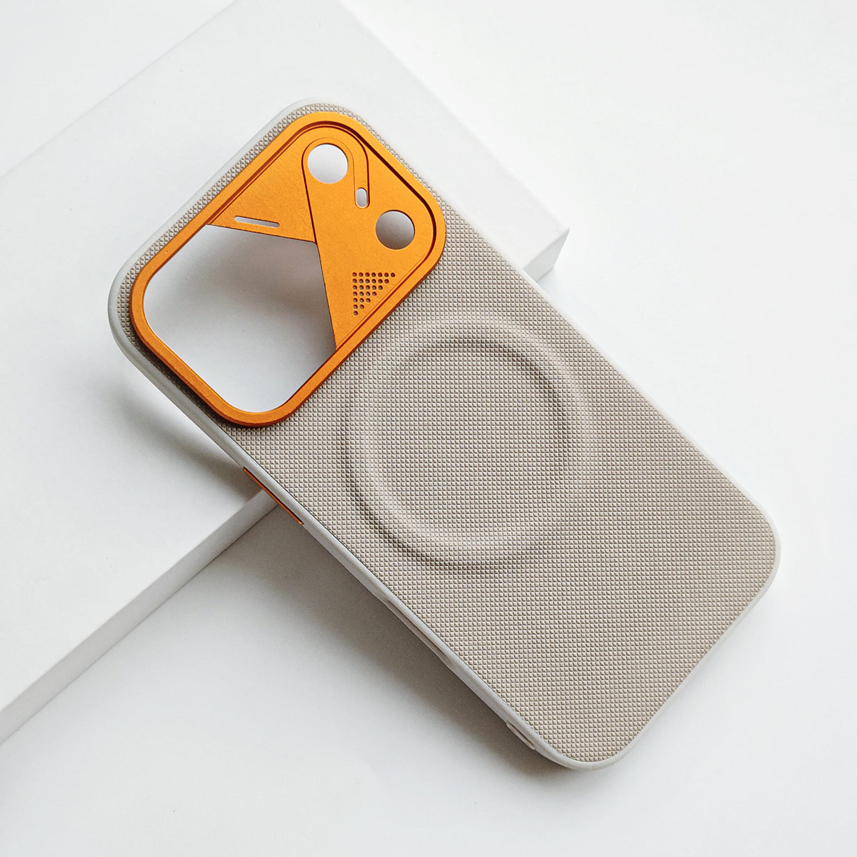 Hendrix Nano Futura iPhone 18 Pro/ProMax Case