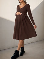 Léa Elegant Maternity V-Neck Soft Knit Dress