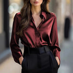 Léa Soft Shine Business Casual Long Sleeve Button-Up