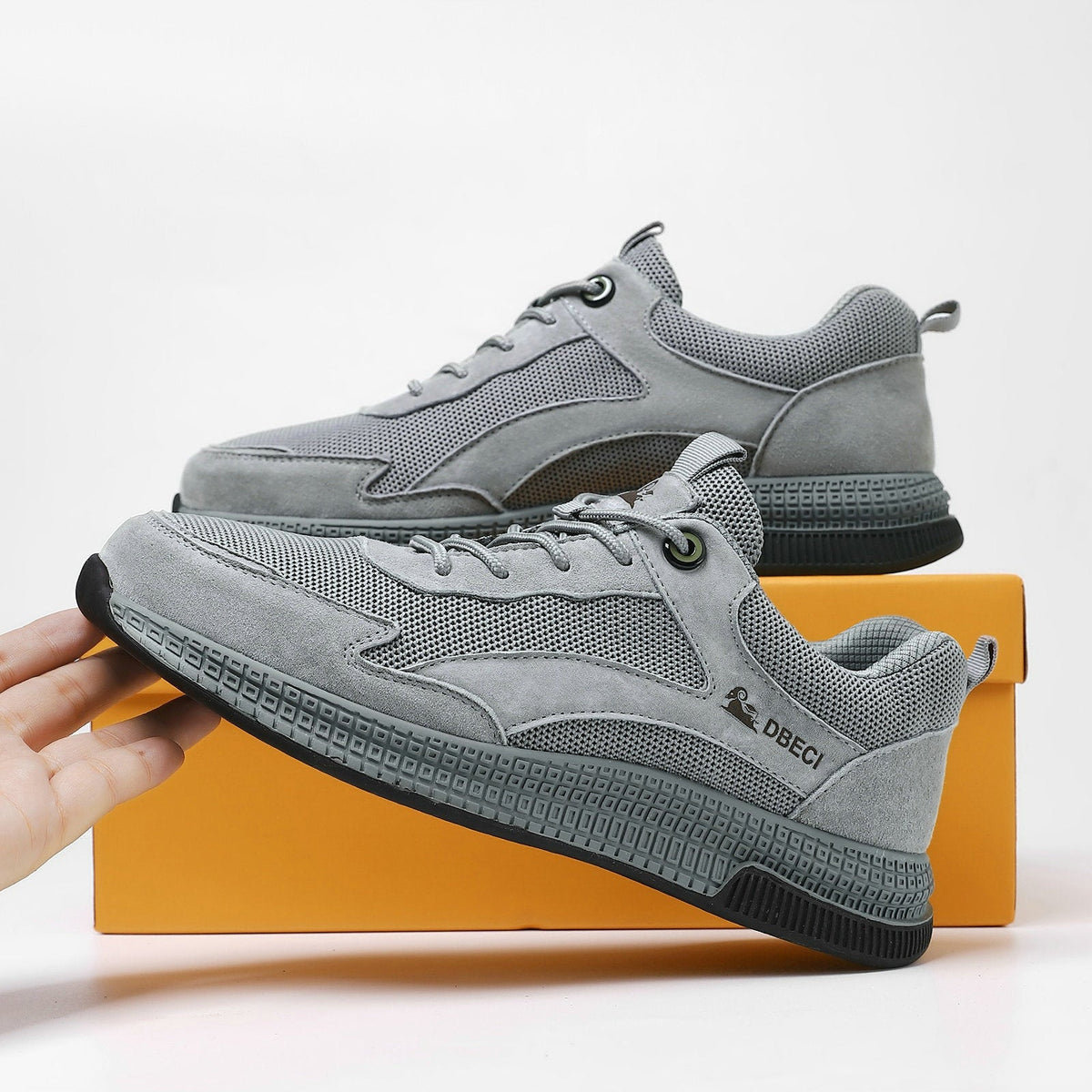 Stryde Mesh & Suede Casual Trainer