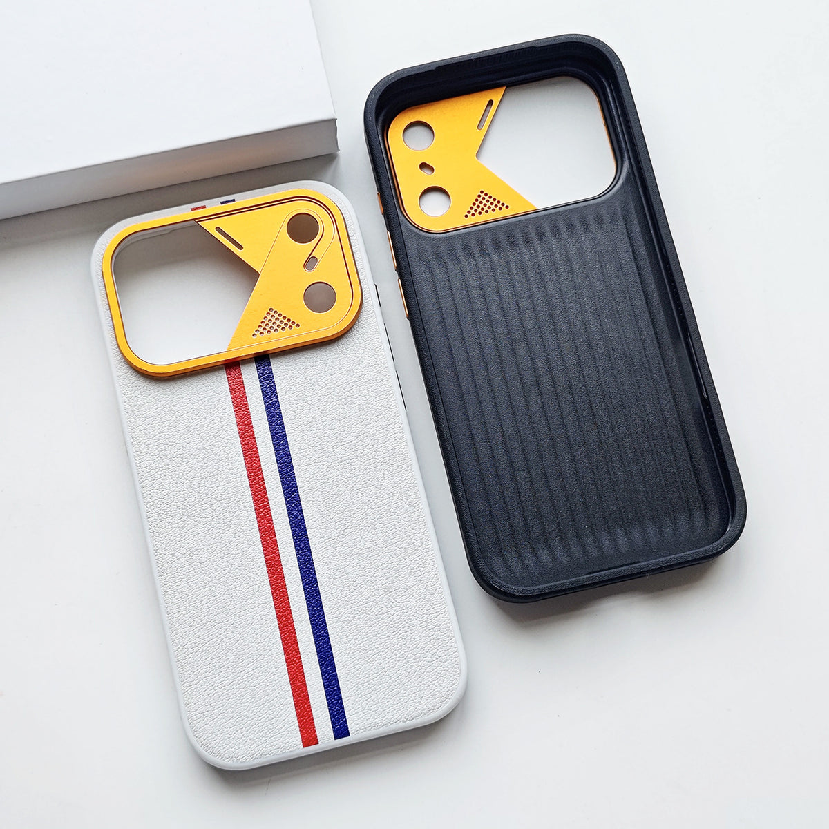 Clifford Striped Futura iPhone 18 Pro/ProMax Case