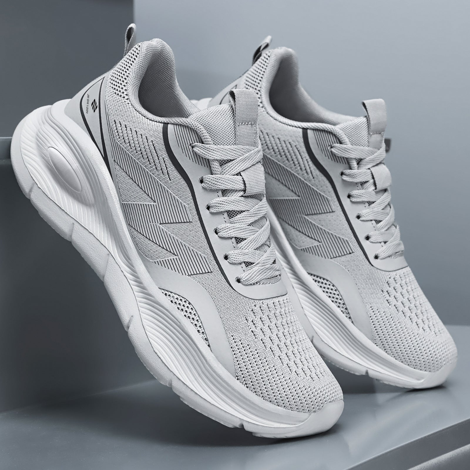 Landstrider Lightweight Wide-Toe Road Running Shoes
