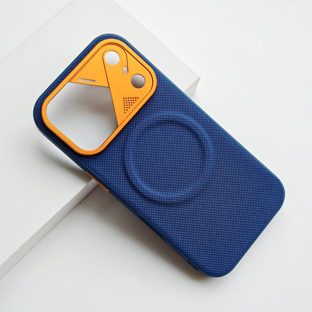 Hendrix Nano Futura iPhone 18 Pro/ProMax Case