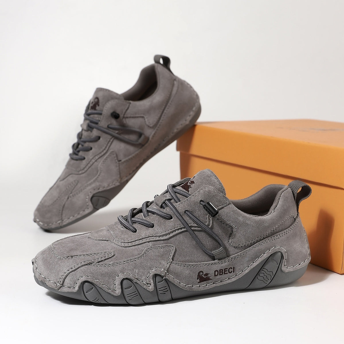 Élise Vintage Soft Suede Sneaker