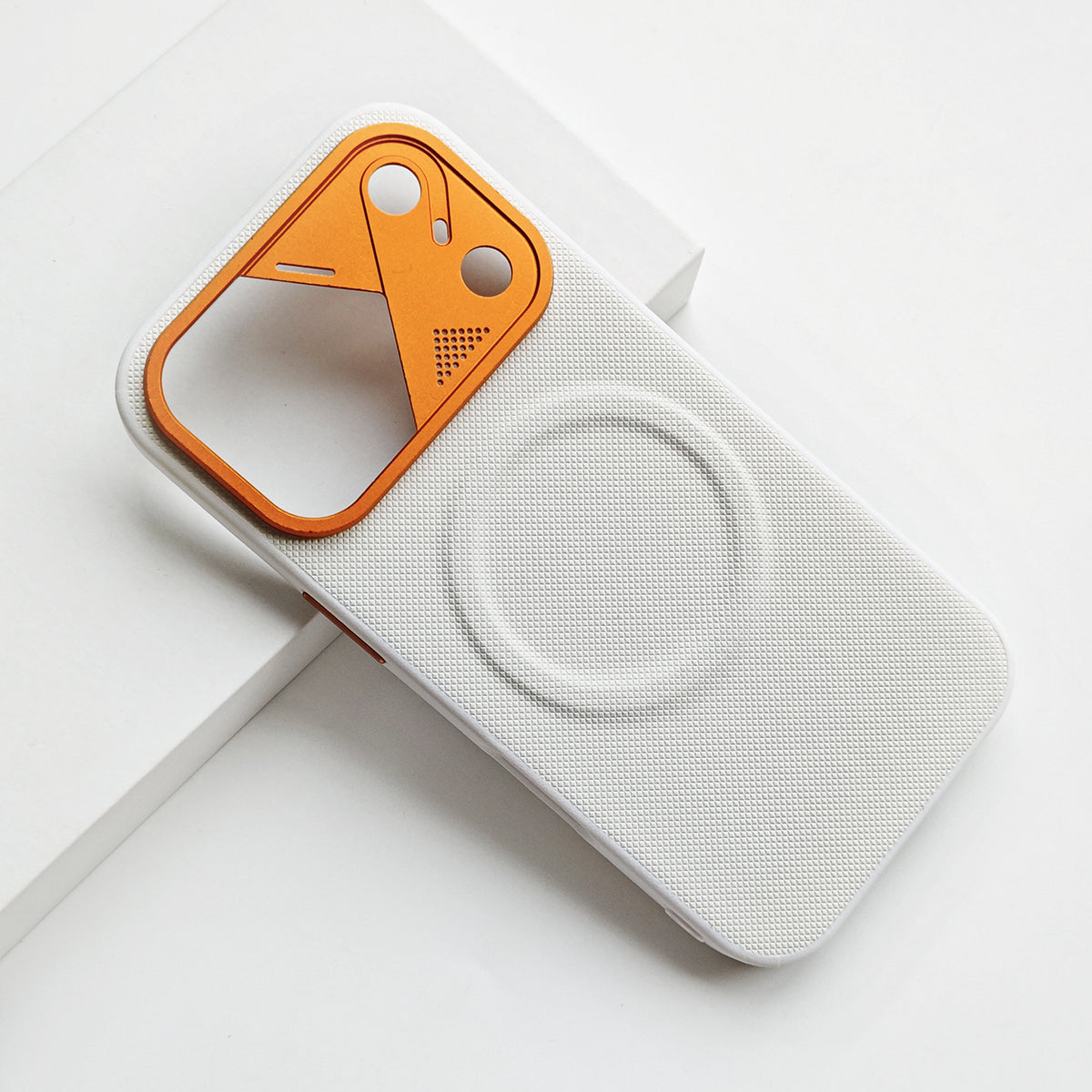 Hendrix Nano Futura iPhone 18 Pro/ProMax Case