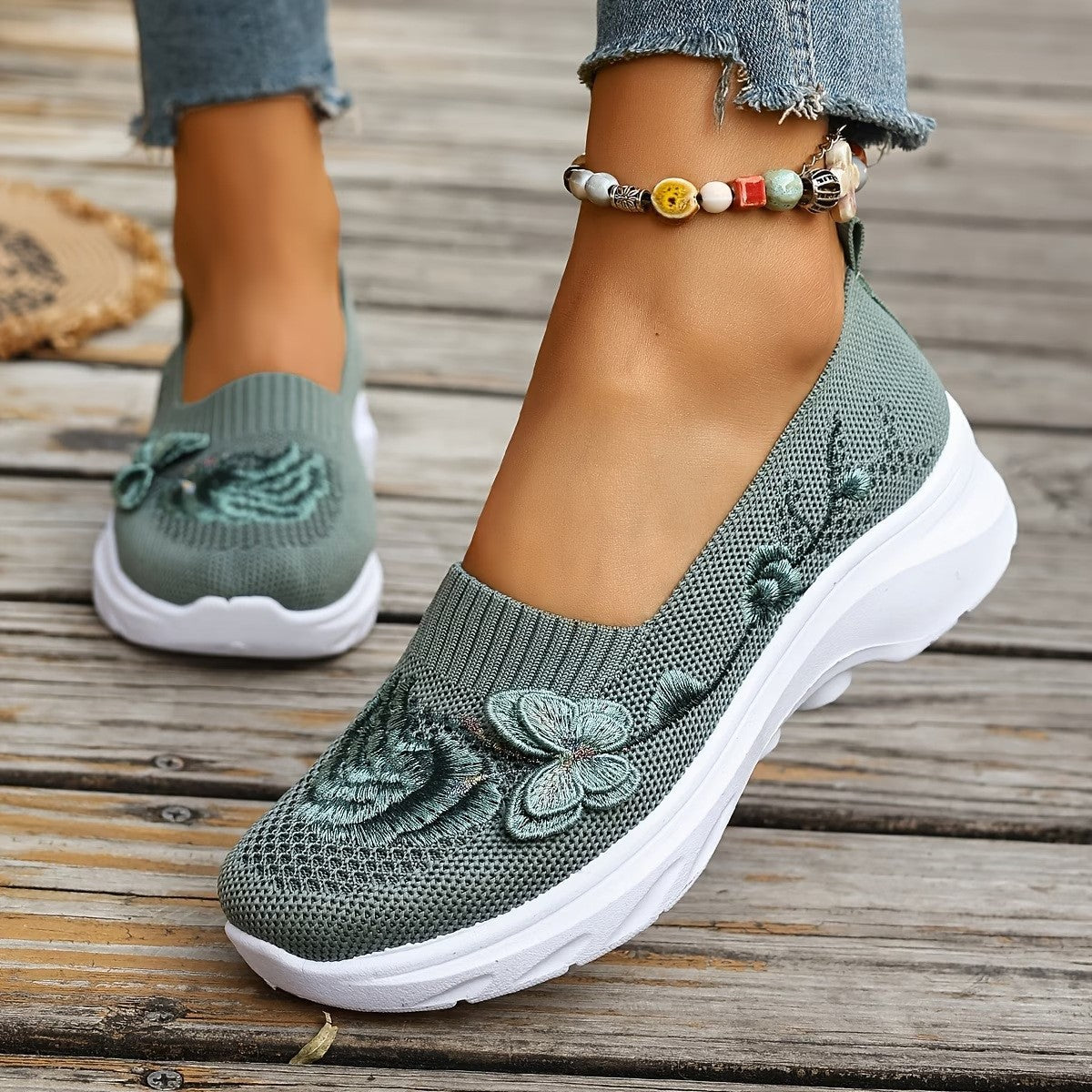 Élise Flyknit Floral Orthepedic Walking Slip-Ons