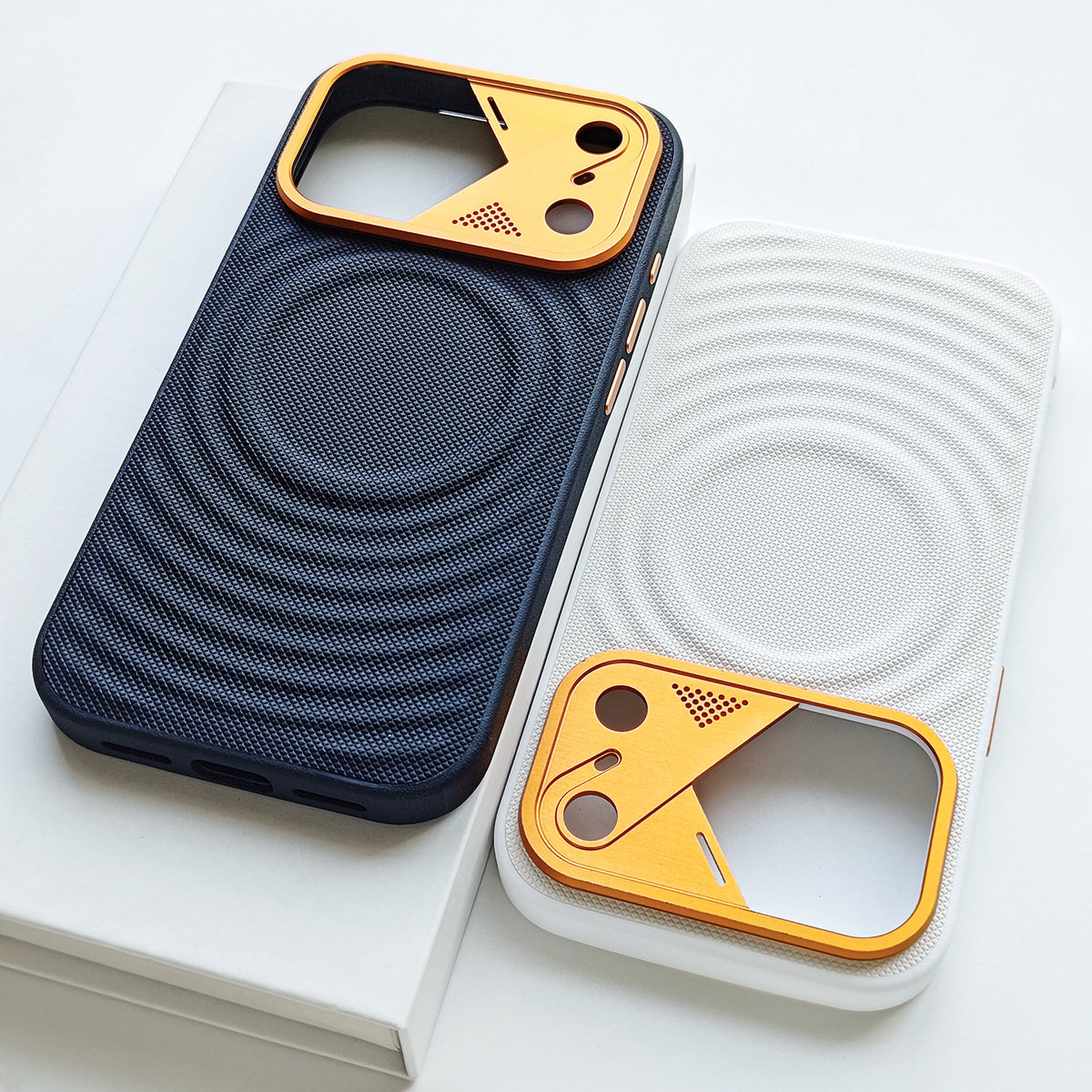 Pulsation Futura iPhone 18 Pro/ProMax Case