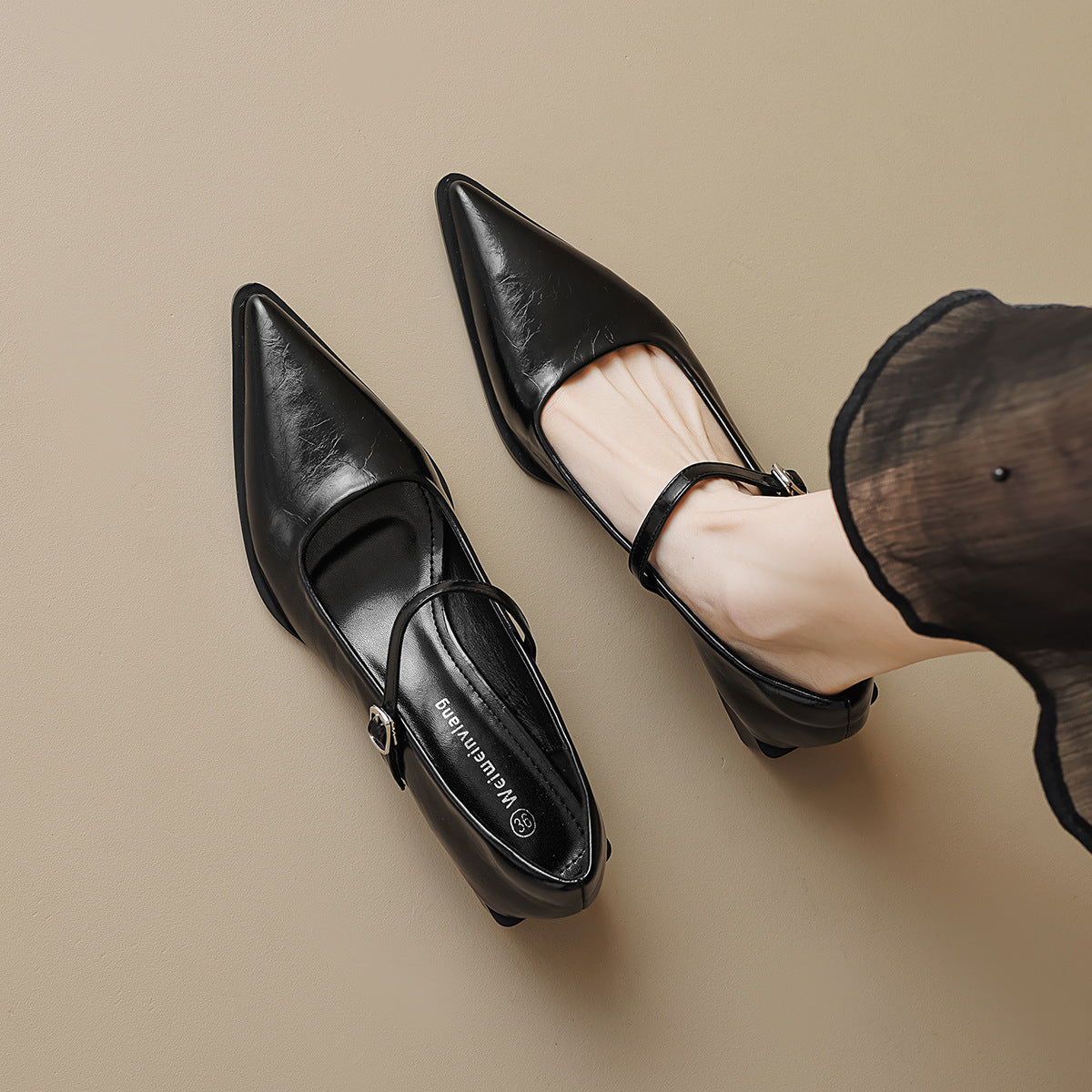 Élise French Pointed Toe Mary Jane Heels
