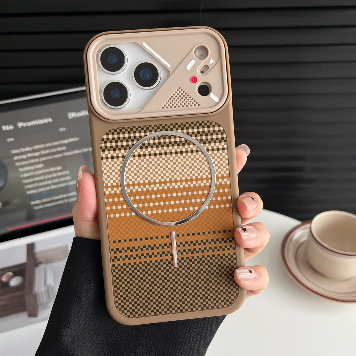 Hendrix Pixels MagSafe iPhone 18 Pro/ProMax Case