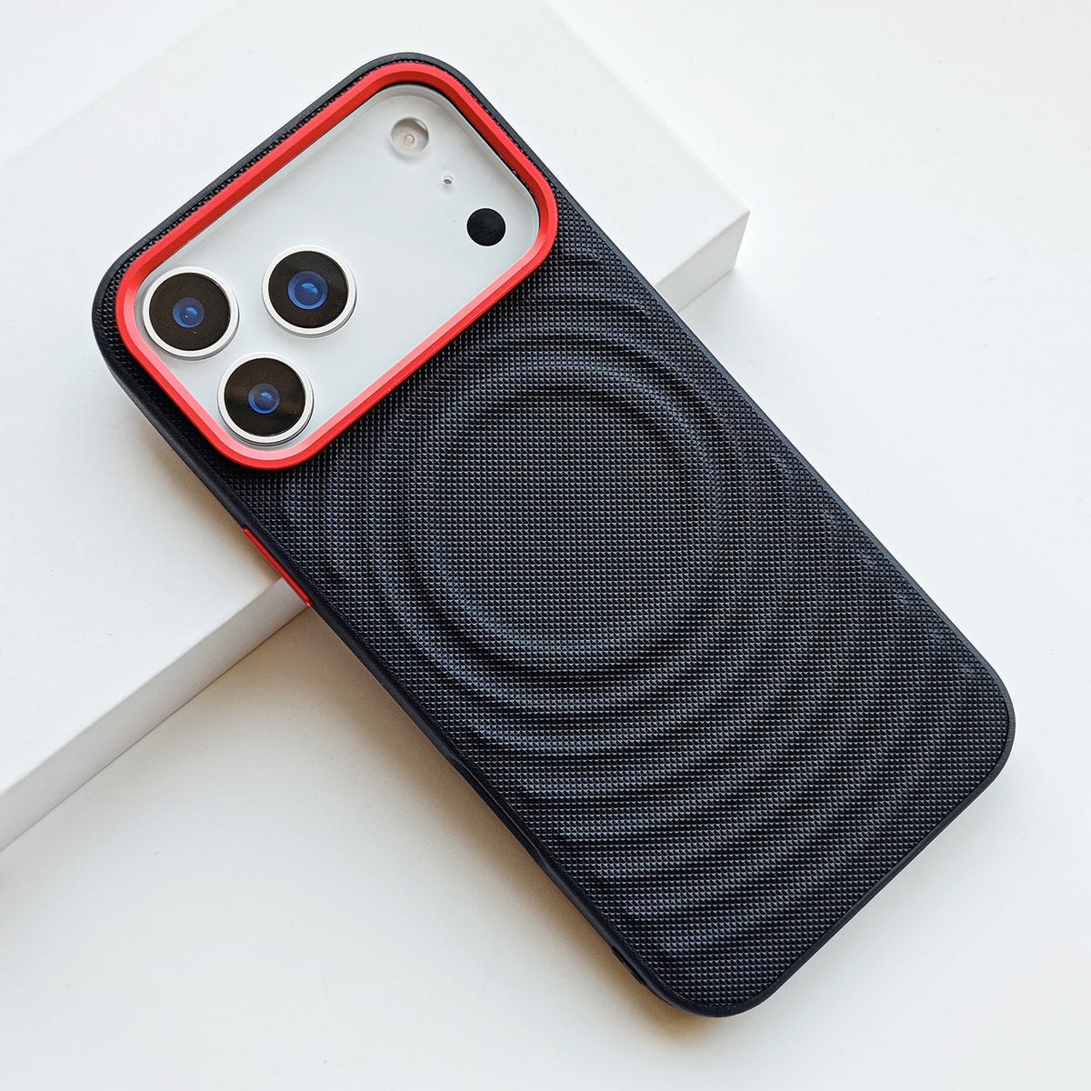 Clifford Pulsing Futura iPhone 18 Pro/ProMax Case