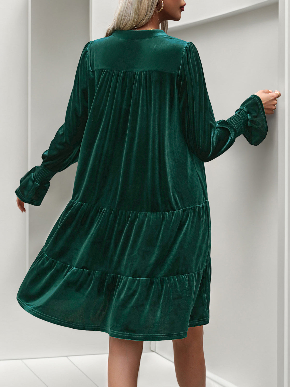 Léa Soft Velvet Tiered Long Sleeve Dress