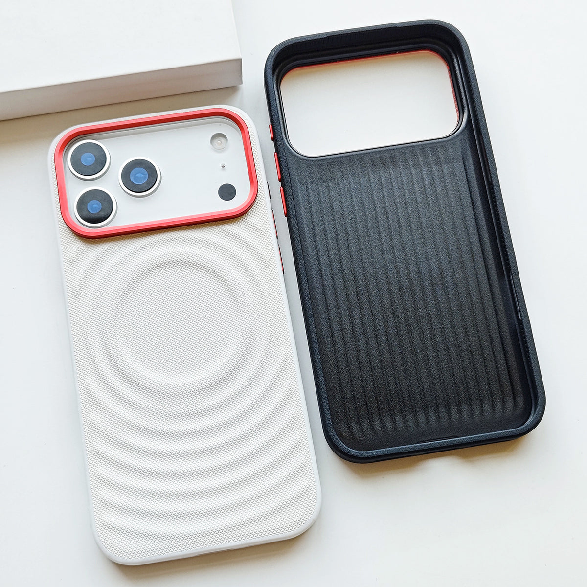 Clifford Pulsing Futura iPhone 18 Pro/ProMax Case