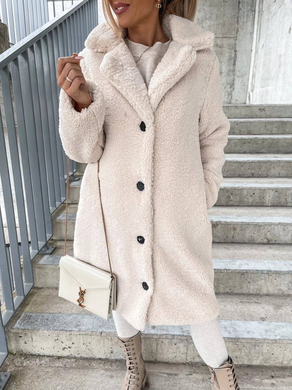 Léa Luxe Plush Lapel Long Coat