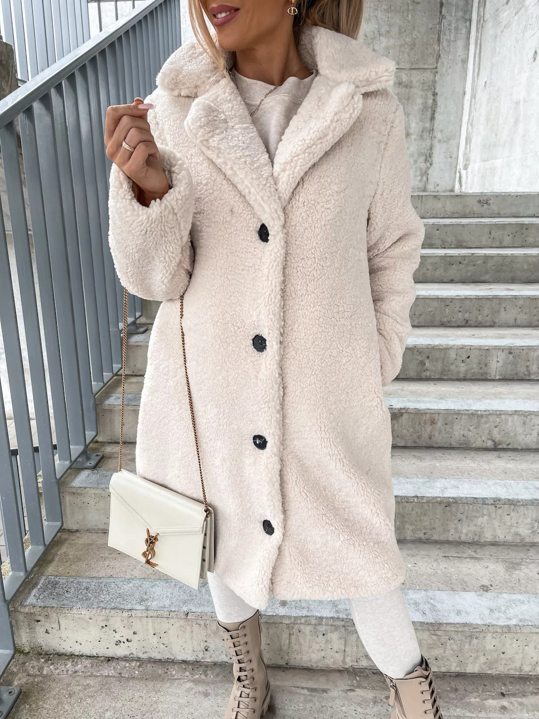 Léa Luxe Plush Lapel Long Coat