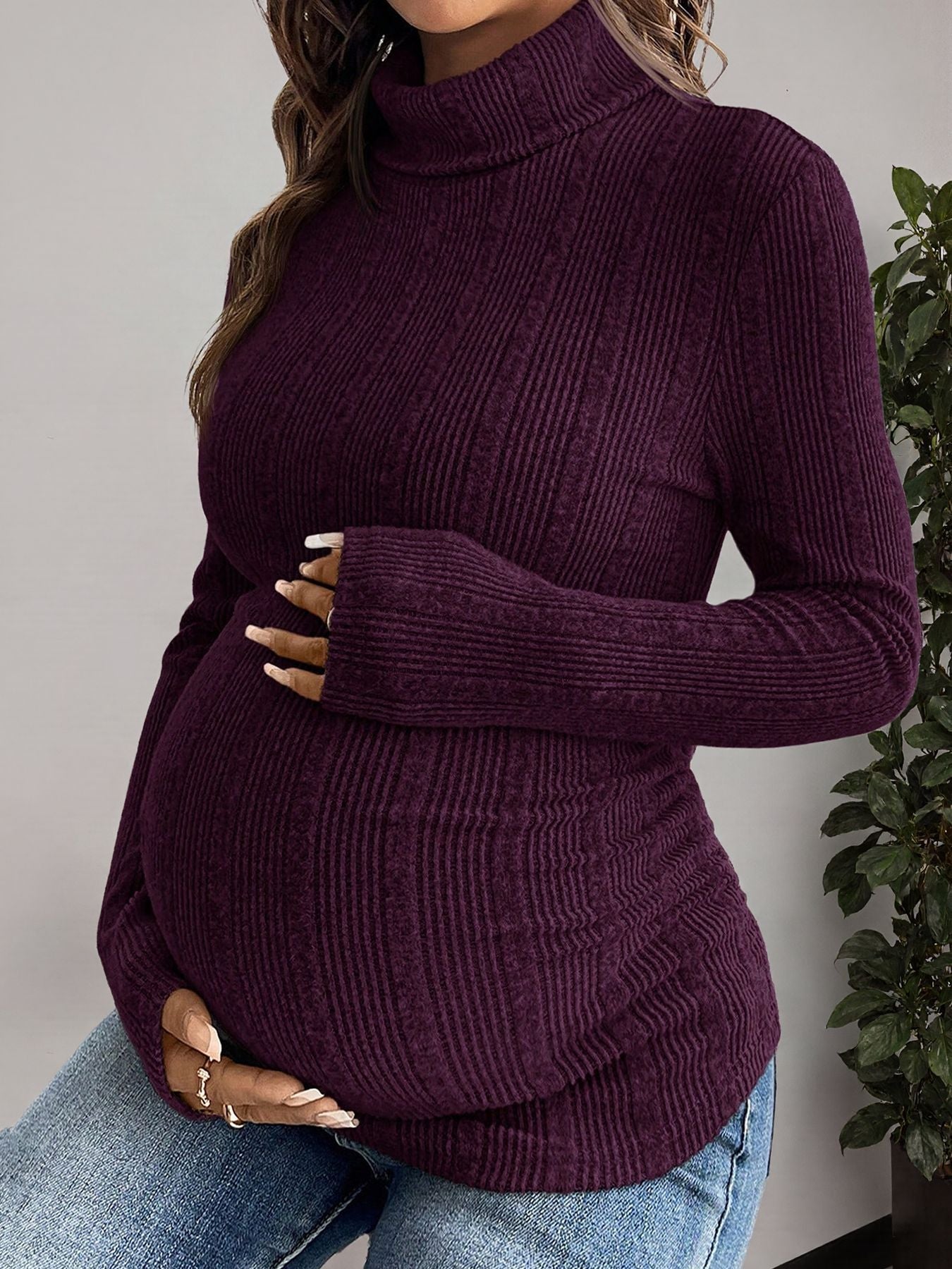 Léa Classic Maternity Ribbed Knit Turtleneck