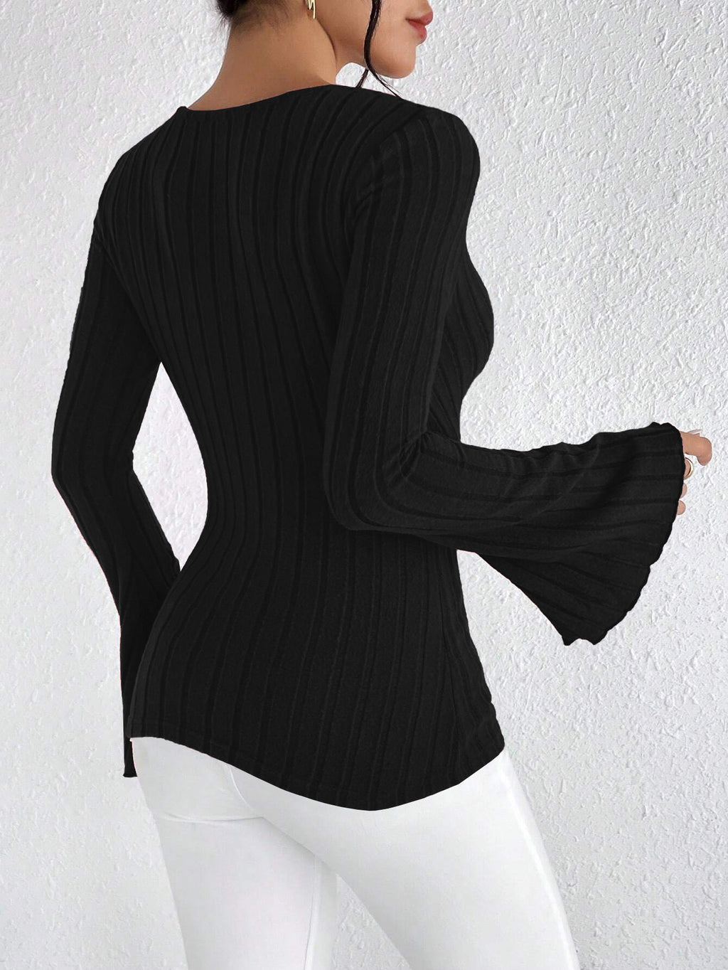 Léa Soft Knit V-Neck Ribbed Cardigan Sweater Top