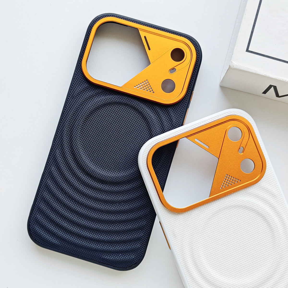 Pulsation Futura iPhone 18 Pro/ProMax Case