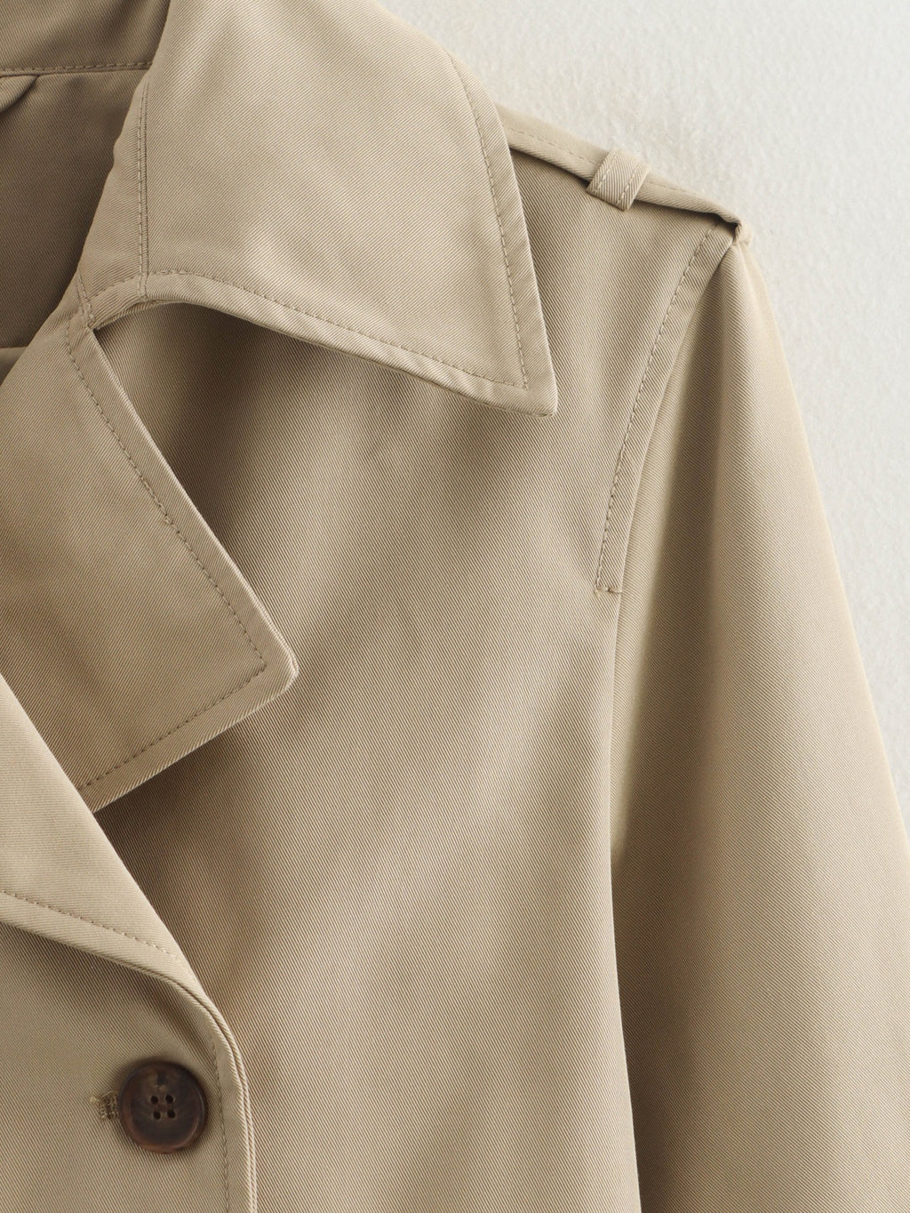 Léa Lightweight Crop Trench Coat
