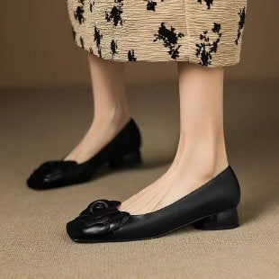 Élise Rosella French Floral Pumps