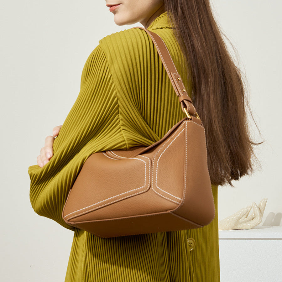 Élise Pillow Leather Underarm Handbag